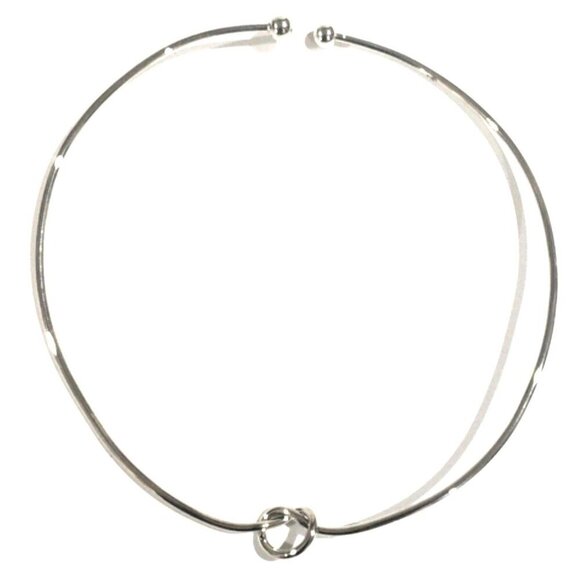 Minimal Silver Knot Necklace – Stylish Choker Pendant, Modern Jewelry for Women - Picture 4 of 9